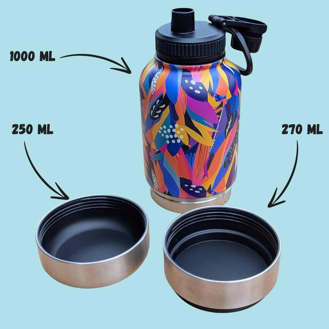 Gourde Panache pour chien, 1000 ml, équipée de deux récipients vissables (250 ml et 270 ml) et d’un bec verseur pratique pour un usage facile.