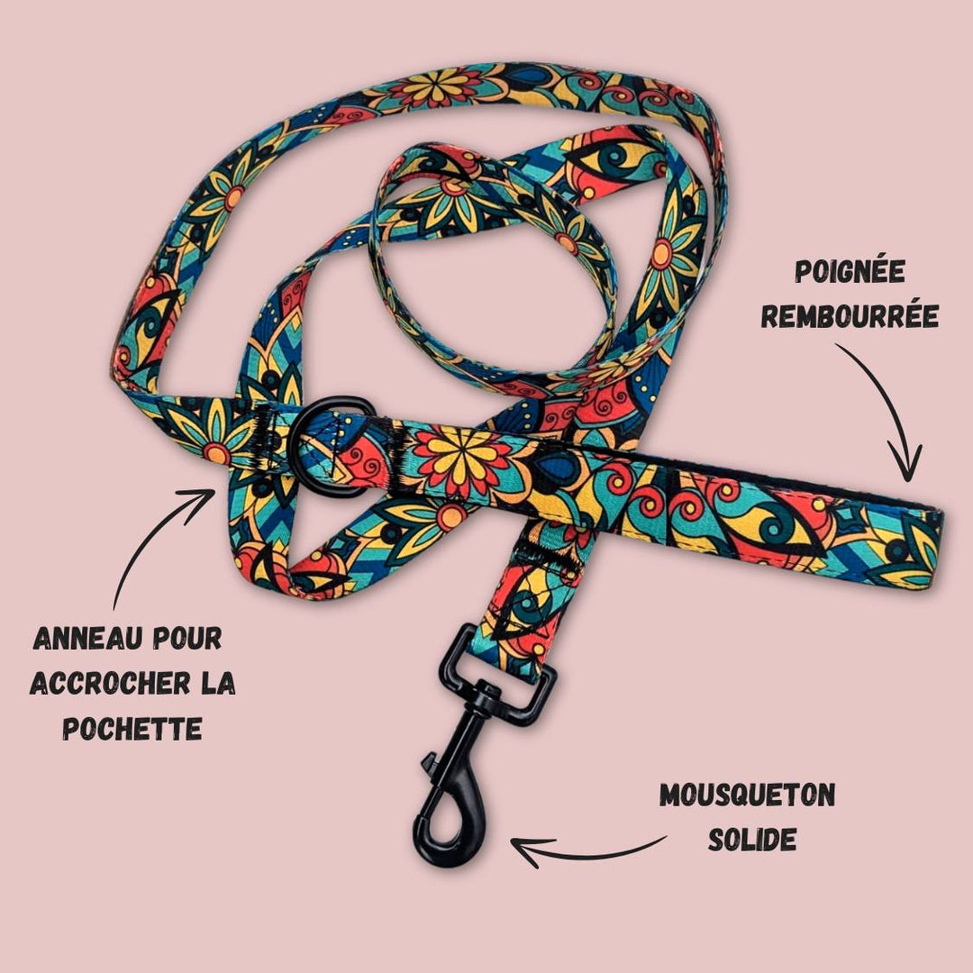 Laisse de la gamme Mandala entièrement dépliée, mettant en évidence la poignée rembourrée pour un confort optimal ainsi que les systèmes d’attache robustes.