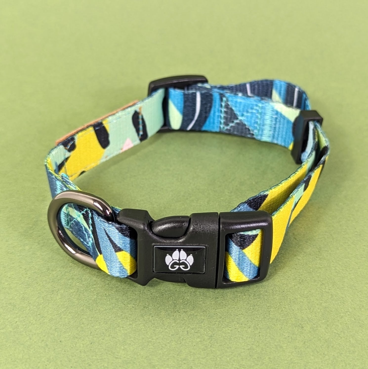 Polyester and fabric collars for your dog