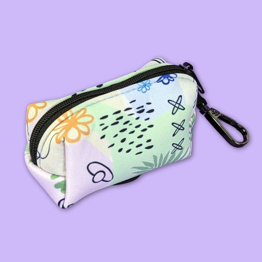 beau motifs pour cette pochette de sacs à crottes pour chien de la marque goofy Goldens 