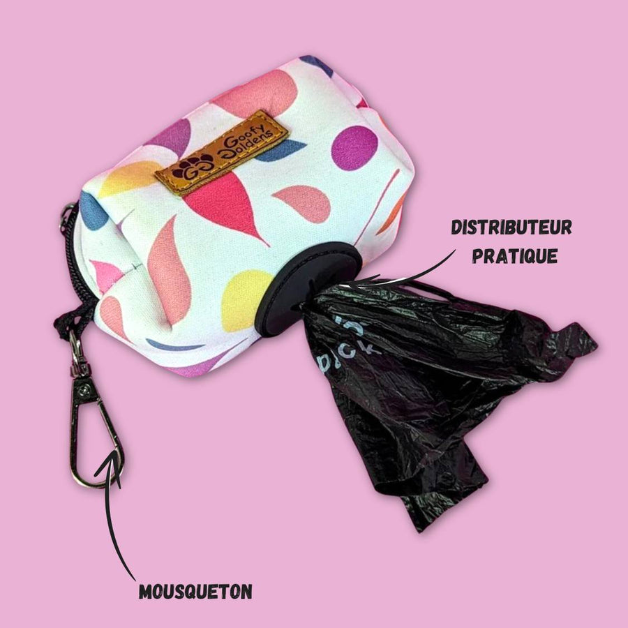 Pochettes de sacs à dejections canine avec un sac noir en guise d'exemple