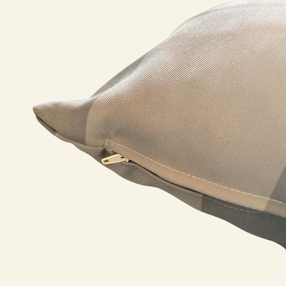 Dog cushion Elegant
