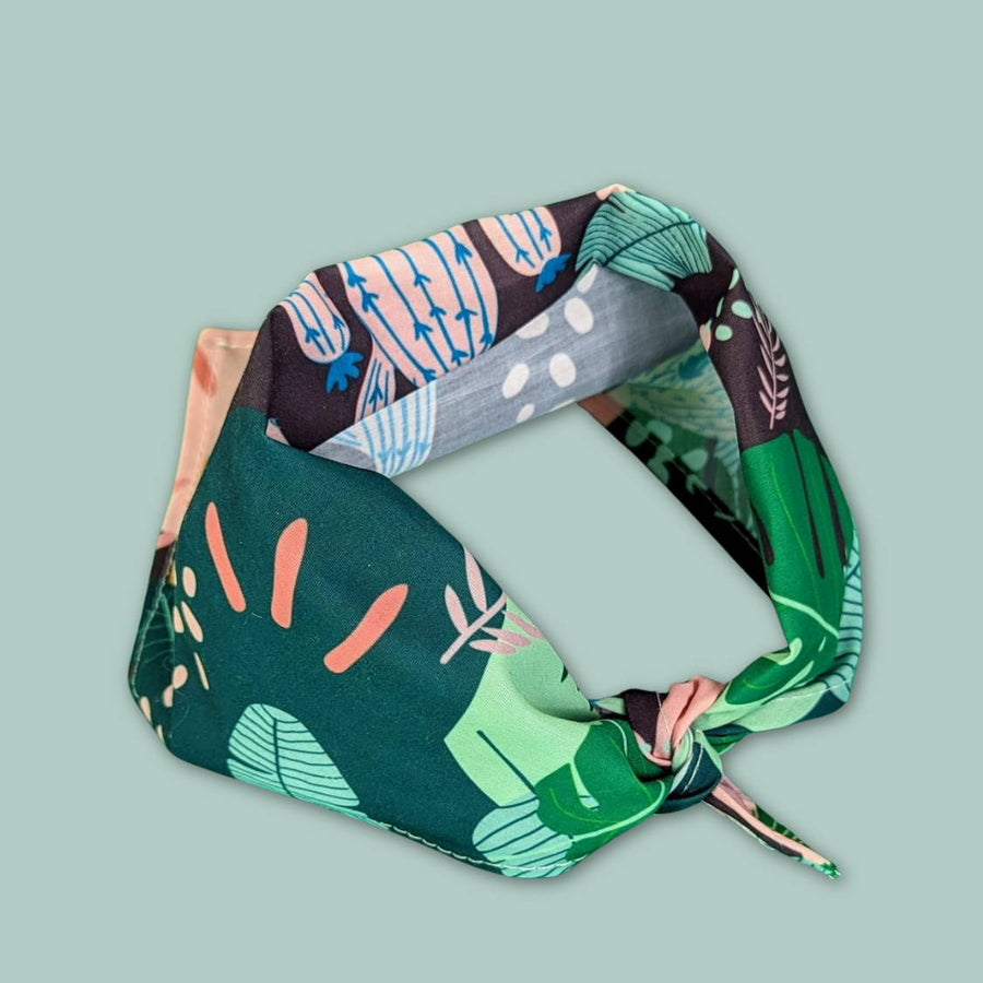 zoom sur le noeud du bandana pour chien Cactus